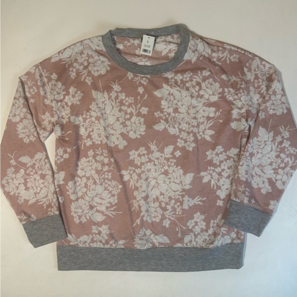 Splendid Pink and Gray Crew Neck Sweater with Floral Print